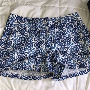 Patterned shorts